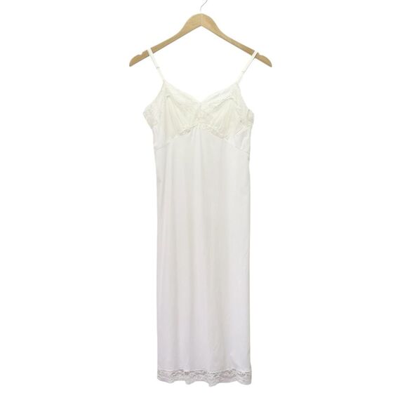Vintage White Nylon Full Slip Lace Trim Adjustable Straps 1950s Era Lingerie - Picture 2 of 8